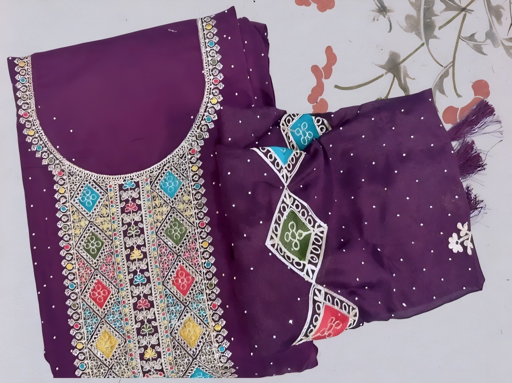Sunheri Roshni – Royal Magenta Silk Designer Suit with Dupatta